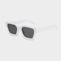 Black Lenses / White Frame